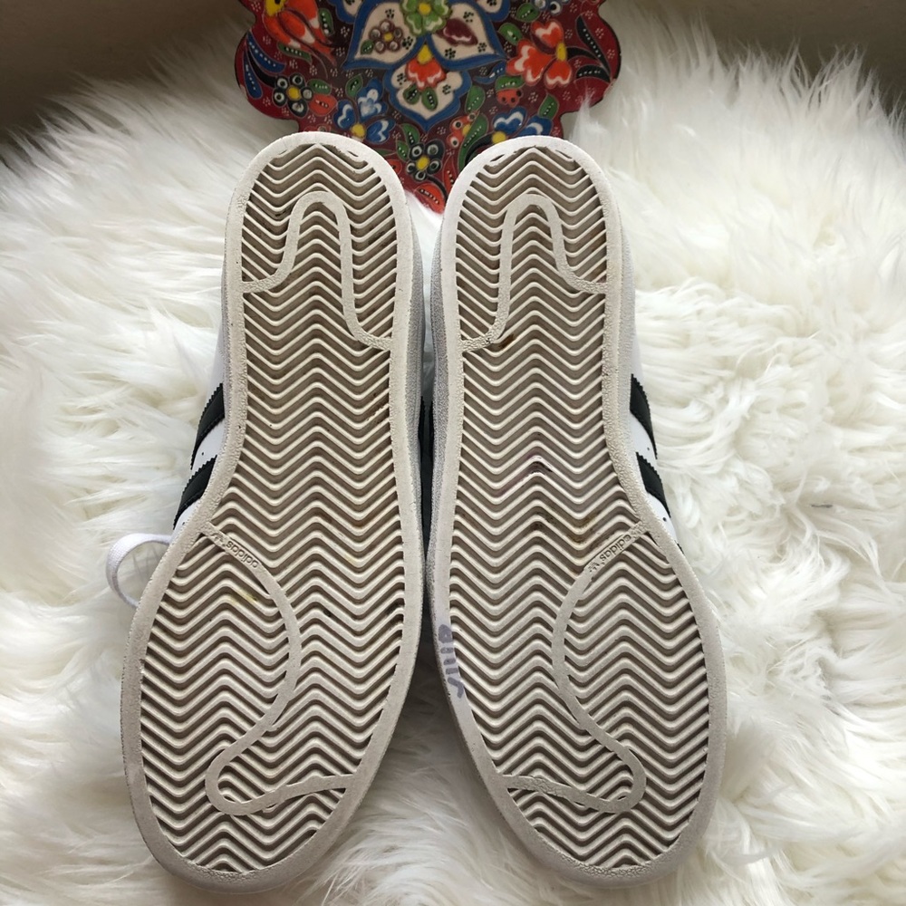 Aidas Sneakers - Picture 6 of 12